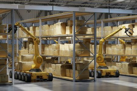 The Quiet Comeback of Manual Handling in Automated Warehouses