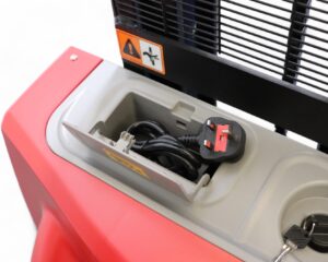 ES15 Fully Electric triton pallet stacker truck 1500kg