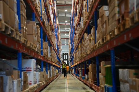 Don’t Overlook These Training Gaps in Manual Handling Equipment Use