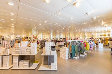 Efficient Stock Handling for Busy Stores