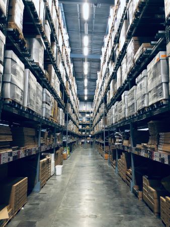 The Ultimate Guide to Buying Pallet Trucks